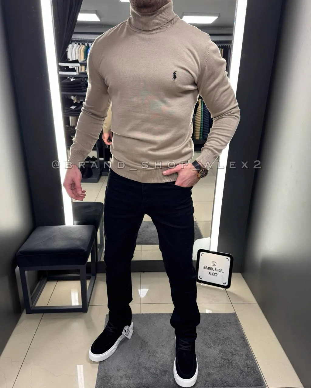 Бежевий гольф Polo  - фото 1