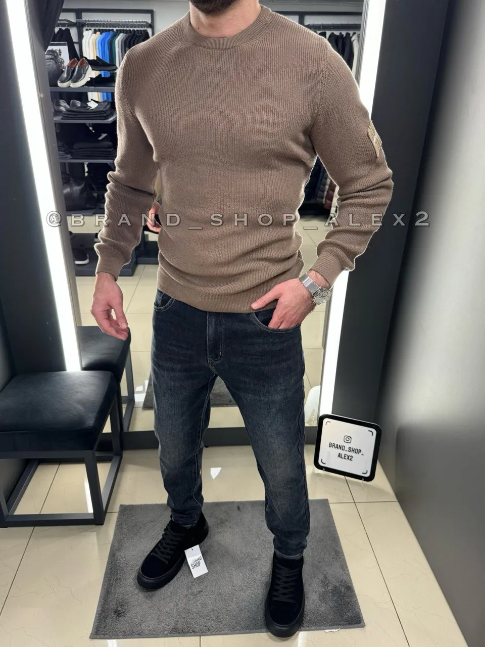 Светр коричневий Calvin Klein 