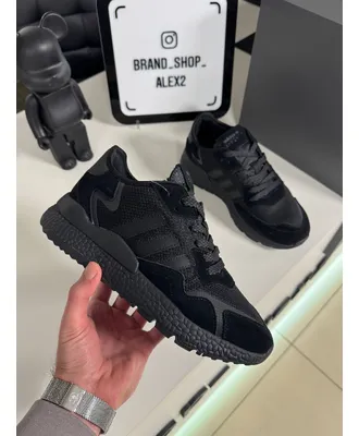 Чорні кросівки Adidas