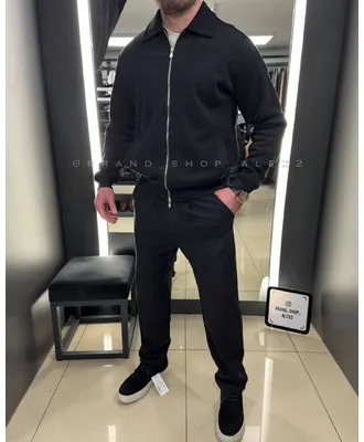 Чорний костюм casual