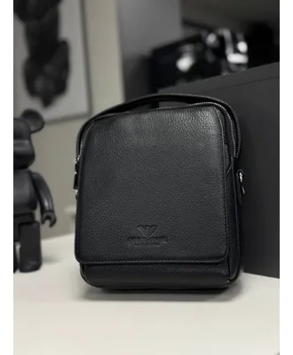 Чорна шкіряна сумка Armani