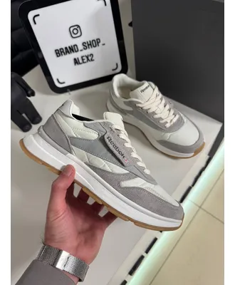 Кросівки Reebok бежеві