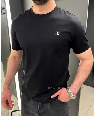 Чорна футболка Ck