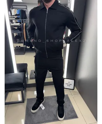 Класичний чорний костюм