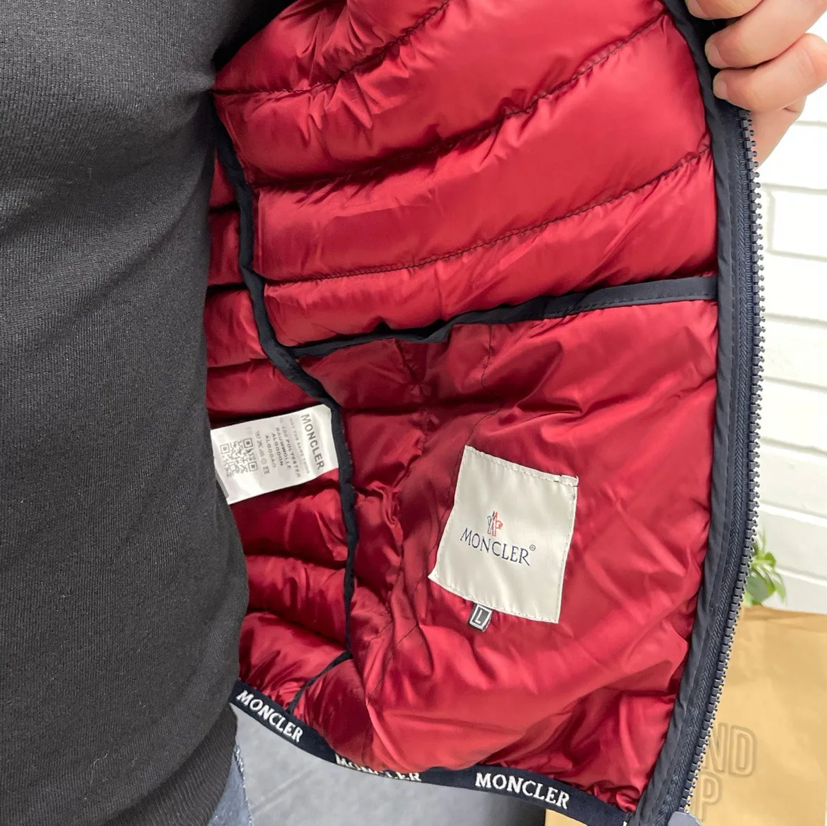 Темно-синя куртка Moncler  - фото 1