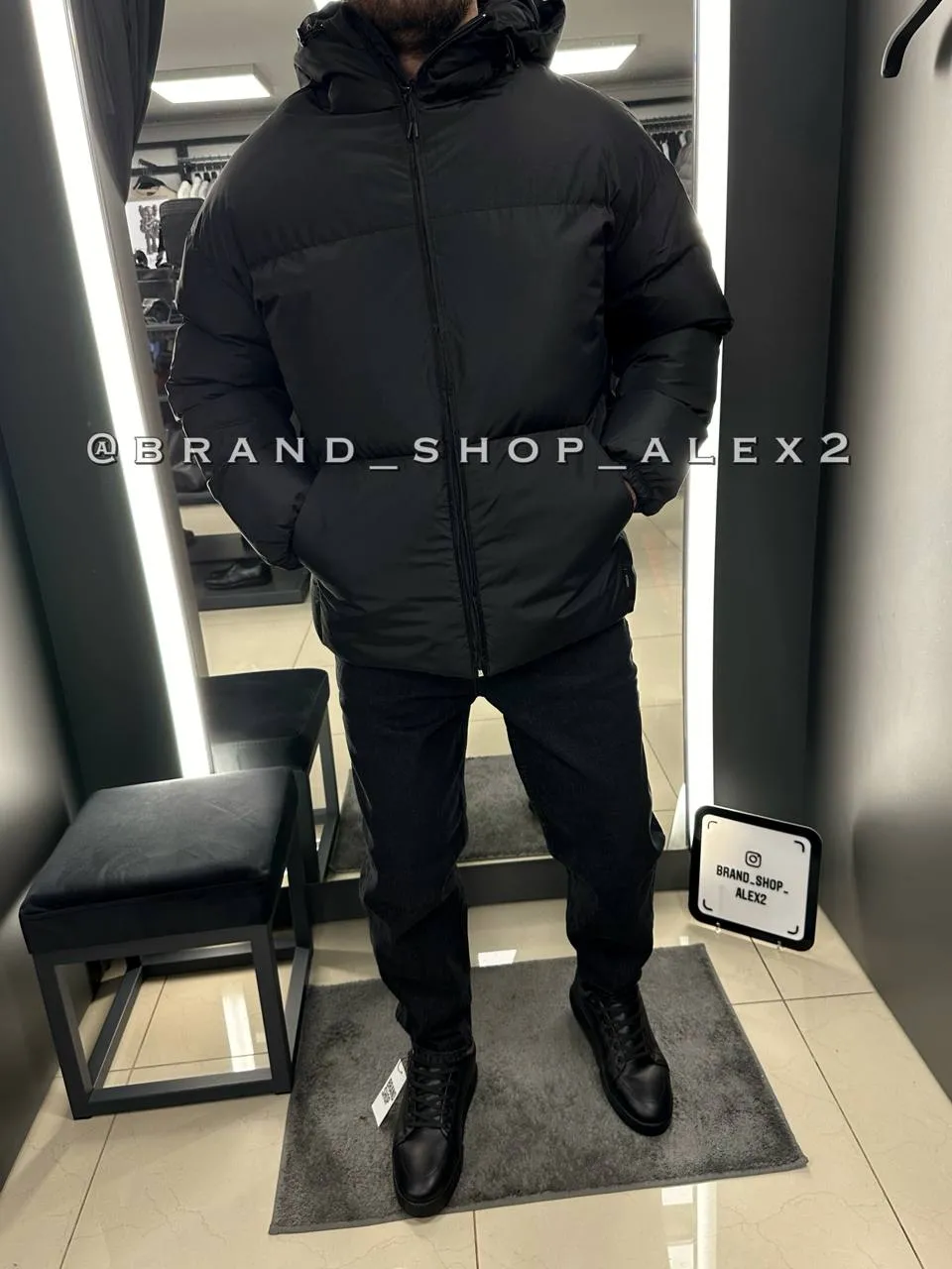 Чорна куртка зимова oversize 
