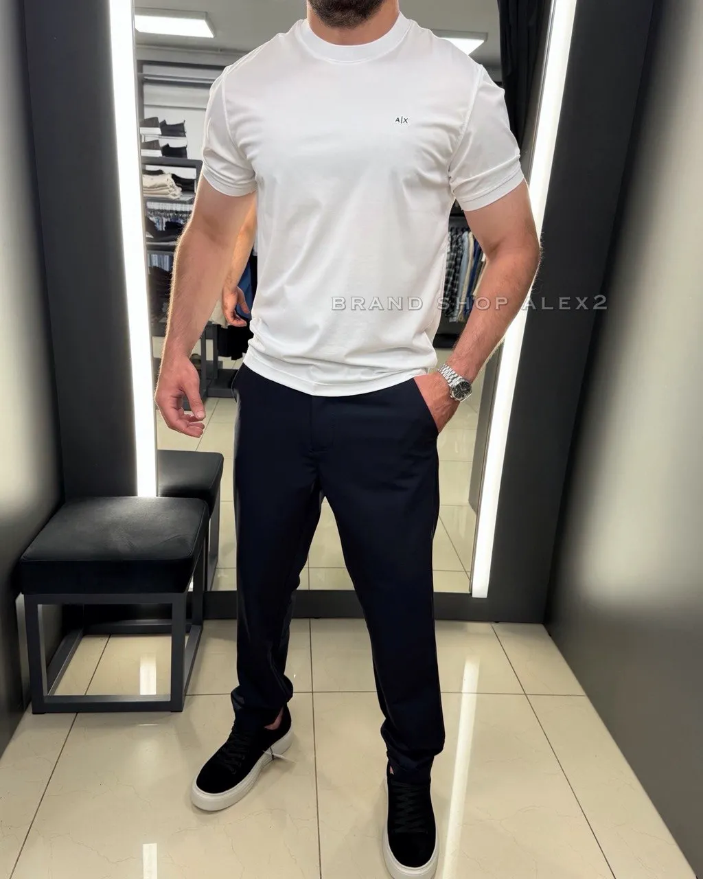 Біла футболка Armani  - фото 1