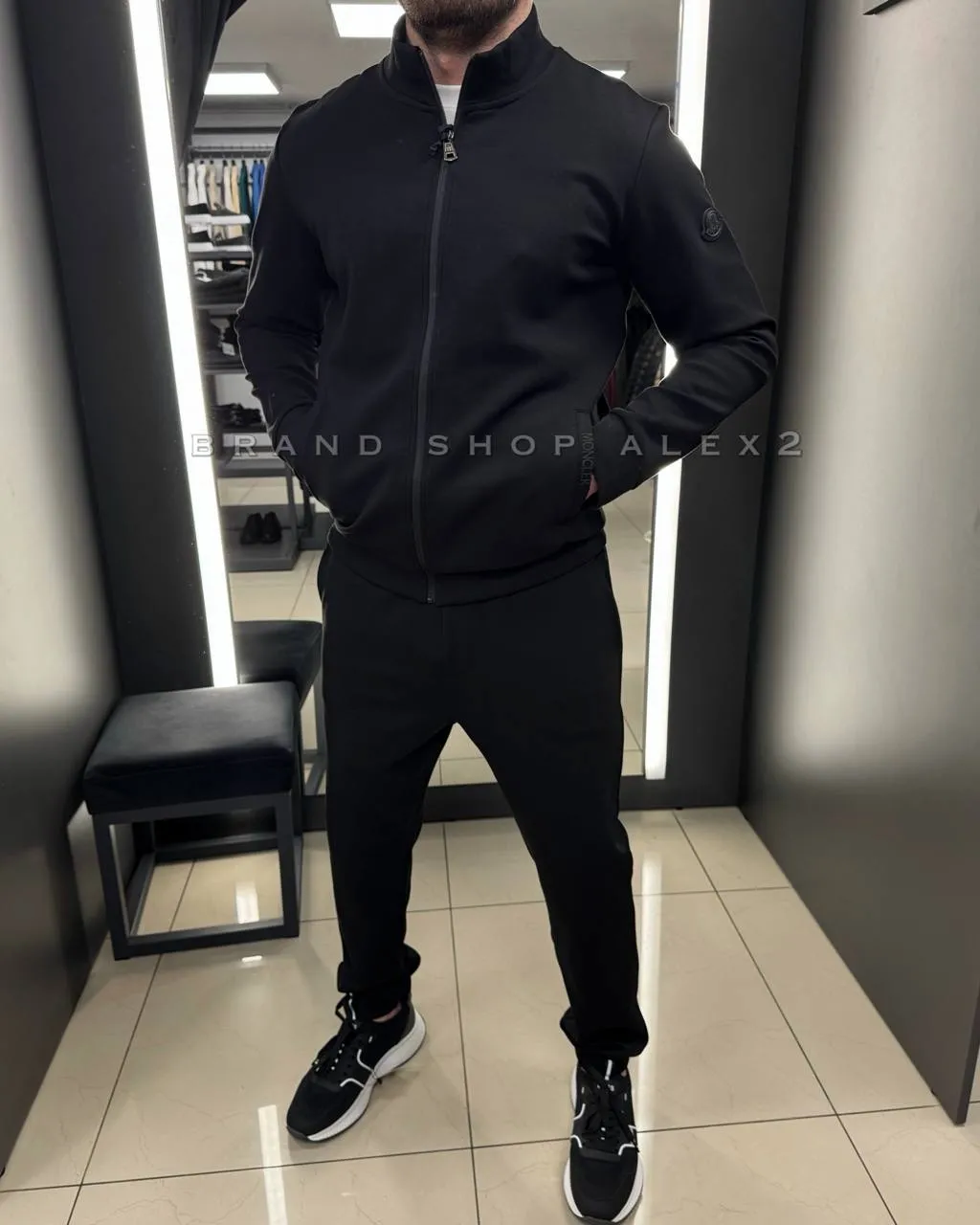Костюм чорний Moncler 