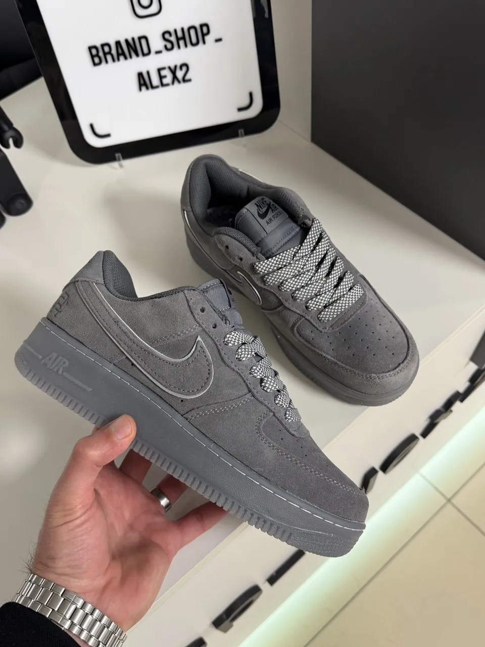 Кросівки темно-сірі Nike 