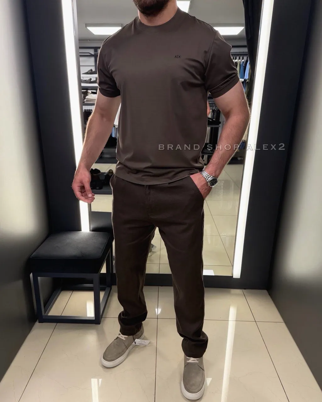 Коричнева футболка Armani  - фото 1