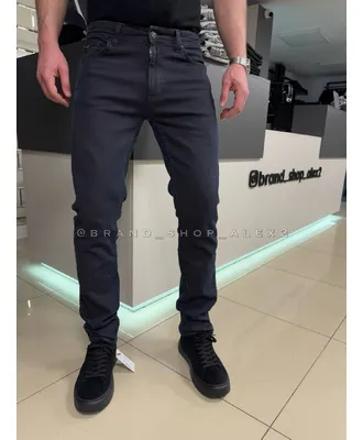 Класичні легкі джинси Armani