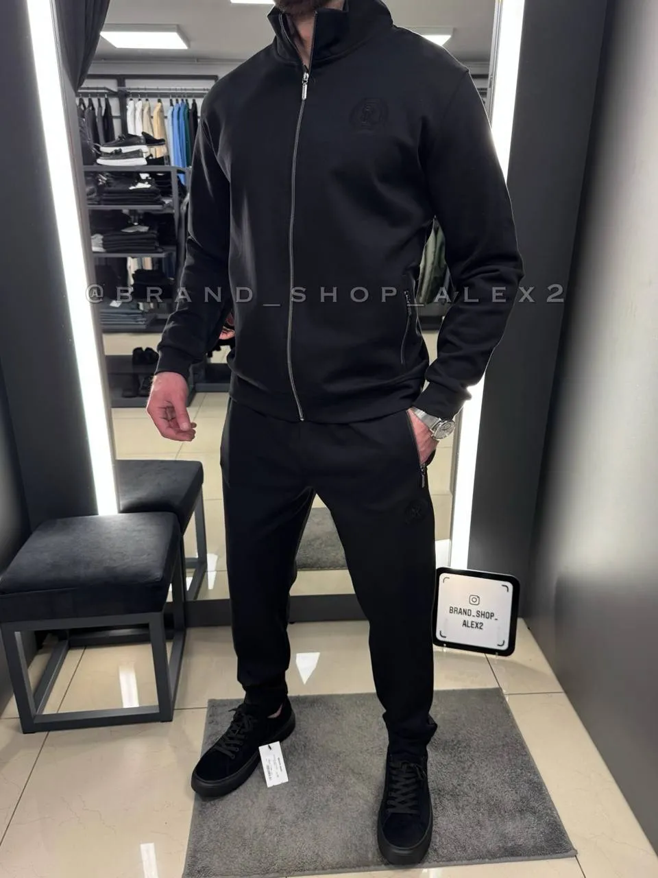 Чорний костюм SR 