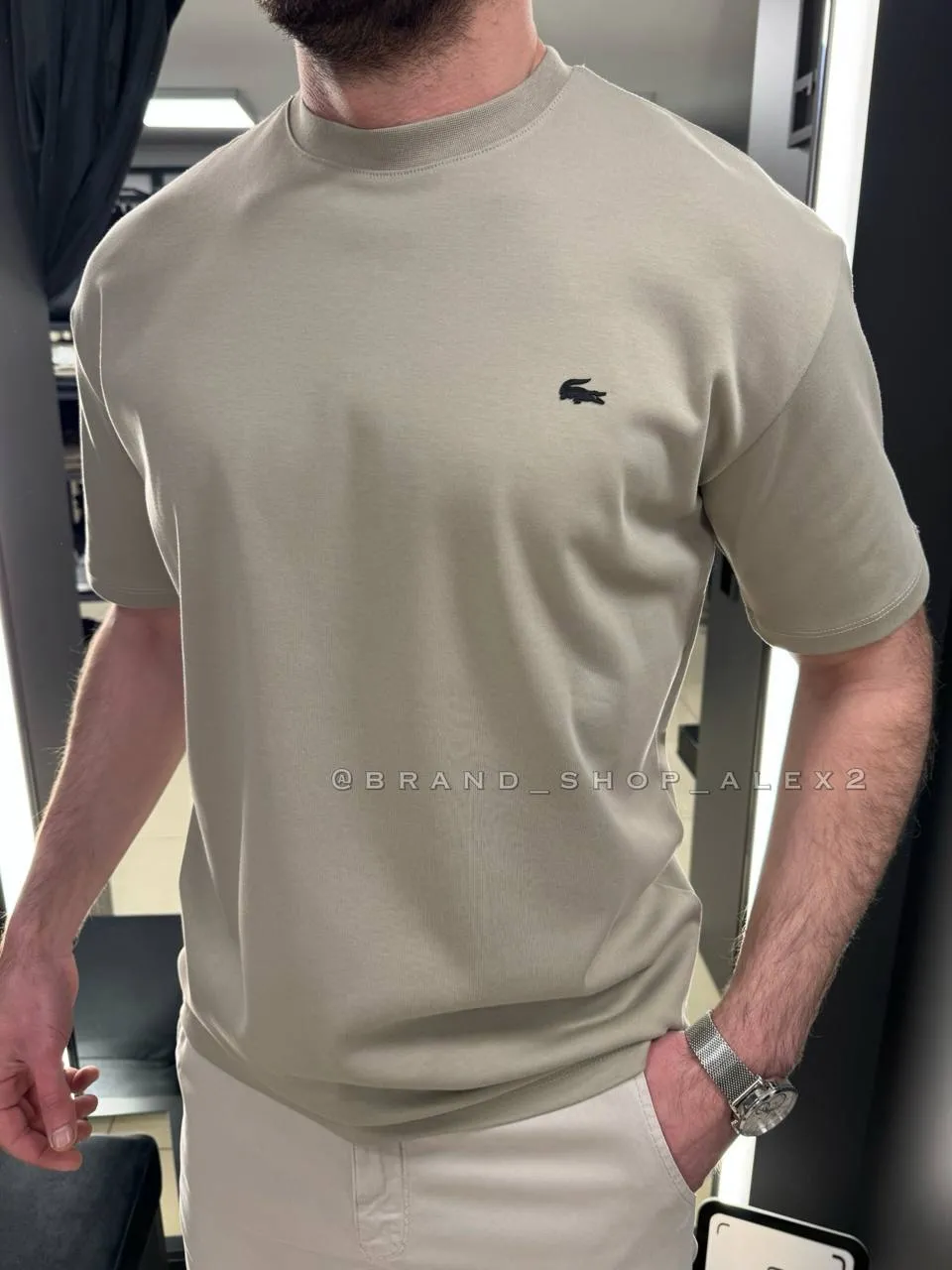 Бежева футболка Lacoste 